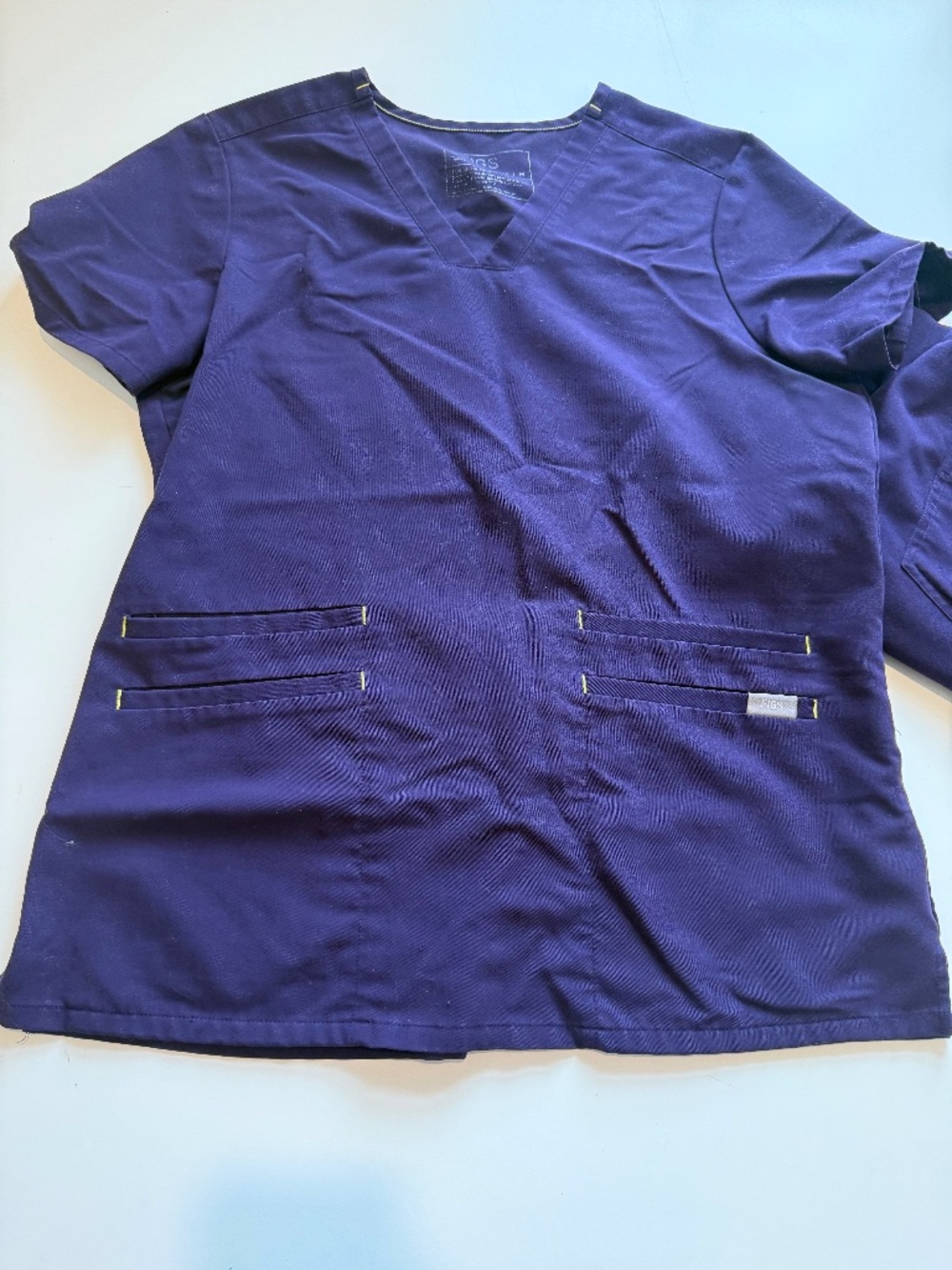FIGS Top M & 2 bottoms L/P